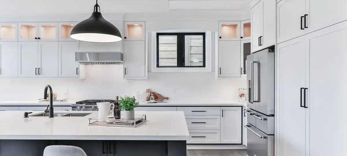 Trænger du til et nyt look i køkkenet? Et par nye lamper gør større forskel end du tror